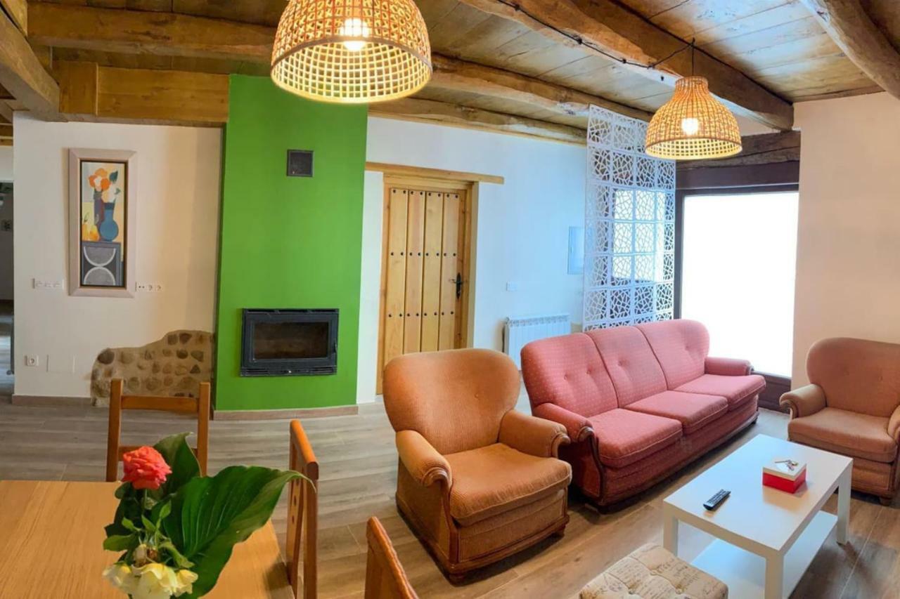 El Pajar De Miro Villa Villaturiel Ngoại thất bức ảnh